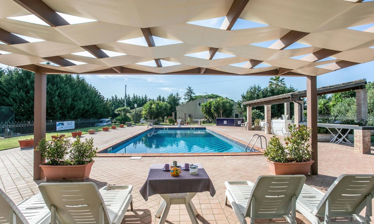 Grammichele House | Cozy home in Grammichele with swimming pool
