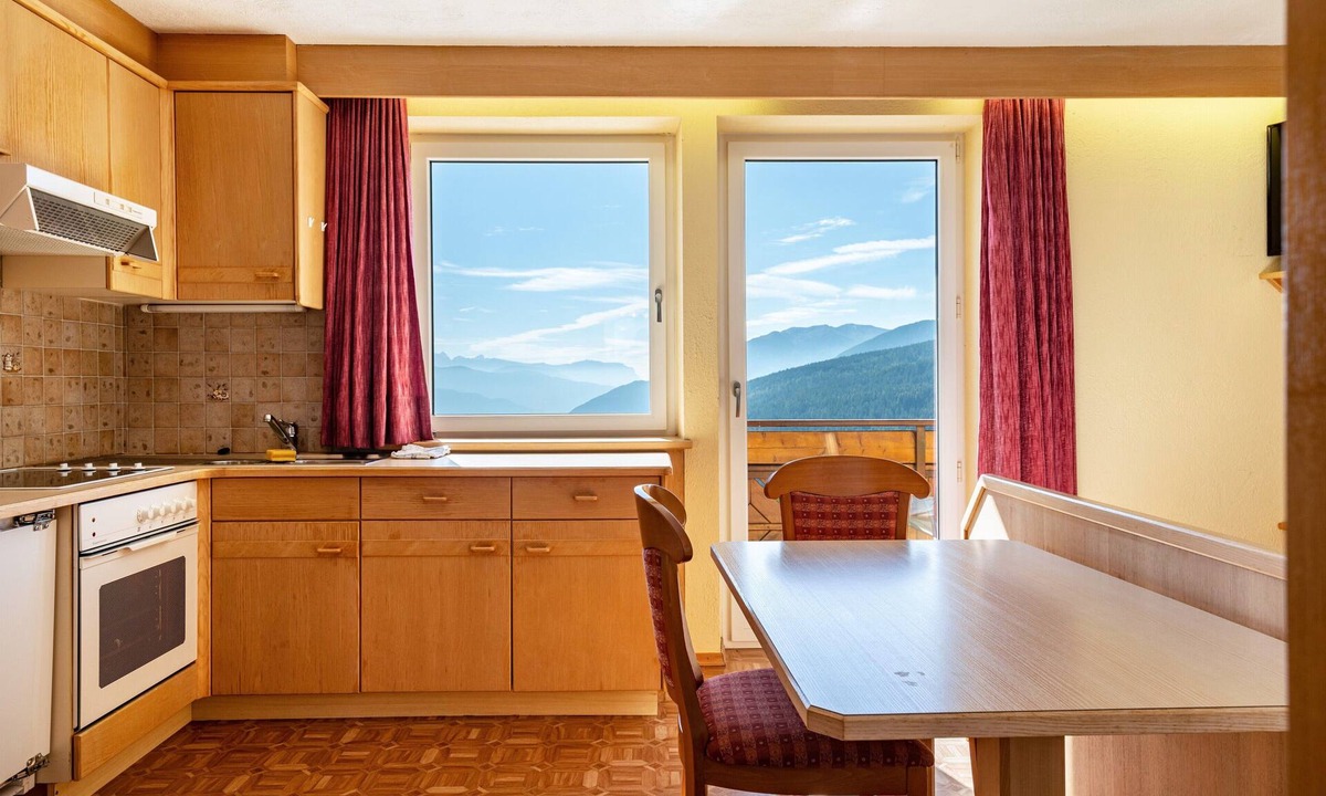 Maranza Apartment | Cozy Waldblick Apartment with Mountain Views & Terrace in Meransen