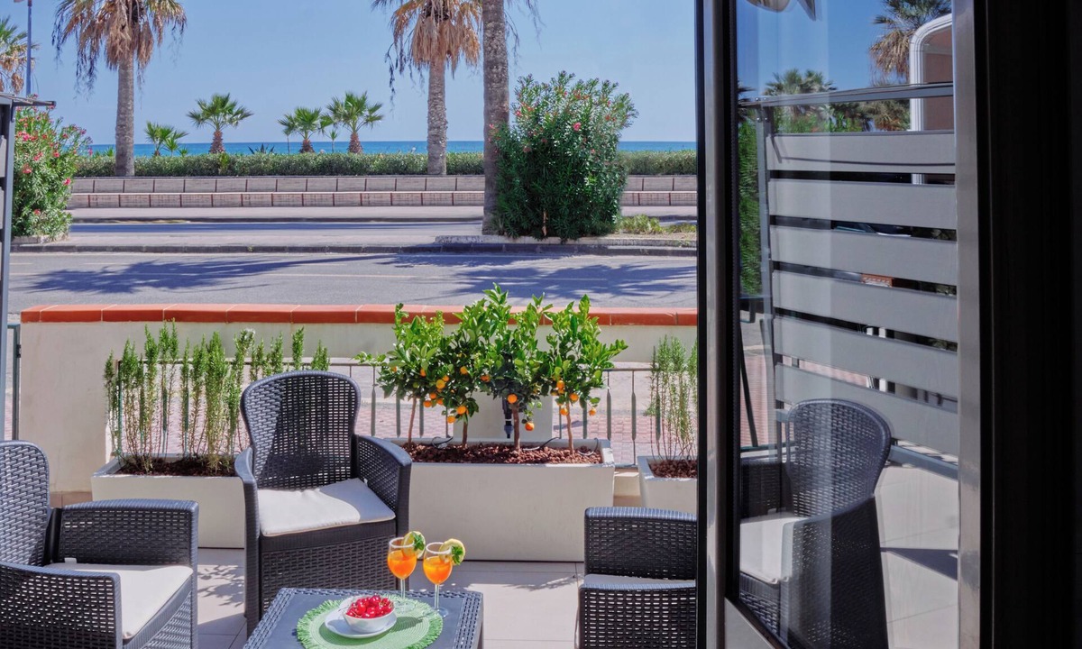 San Leone Apartment | Cozy waterfront apartment, 10 min.ValledeiTempli-Casa al Mare Circe