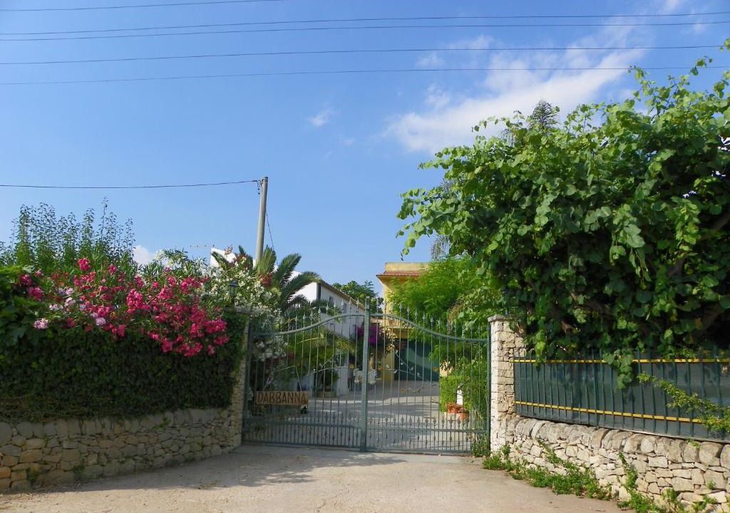 Chiaramonte Gulfi House | Dabbanna