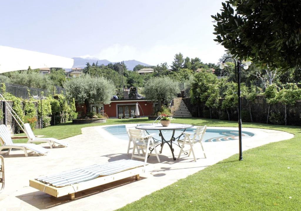 Ragalna House | Daisy Magnolia House