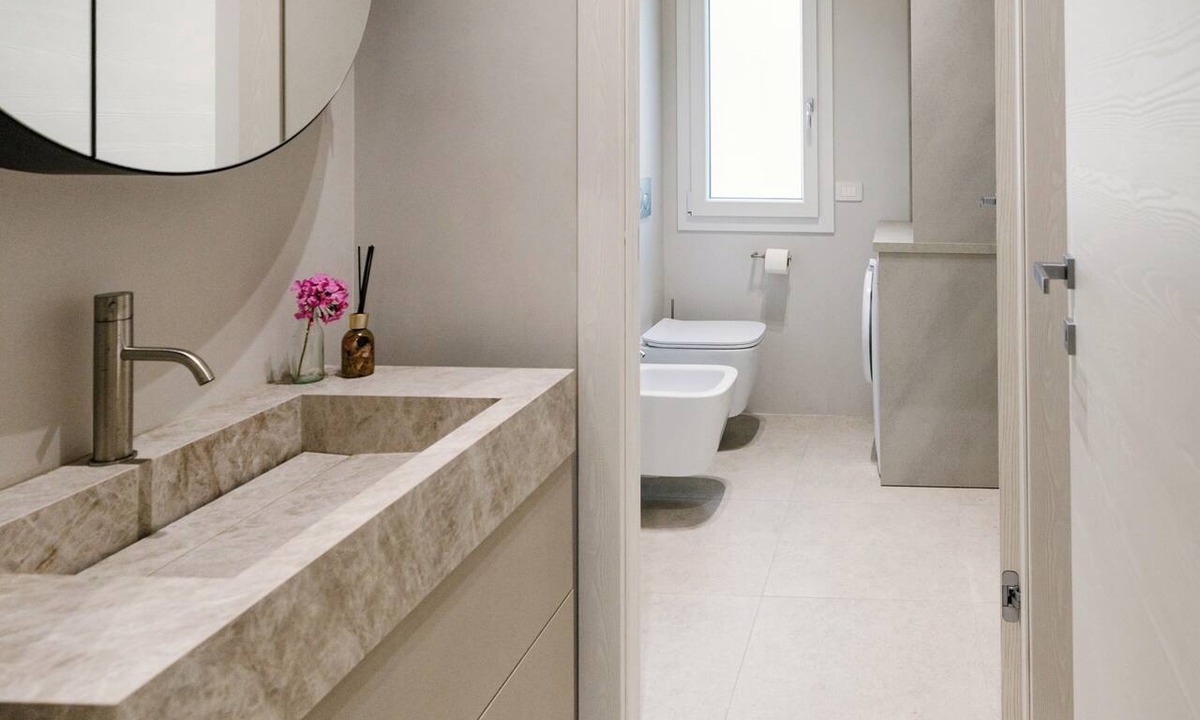 Marina di Davoli Apartment | Daulia, apartment in a villa near Soverato, Ionian Coast of Calabria—open year-round