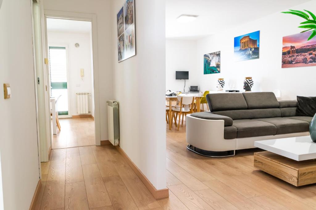 Villaggio Mose Apartment | Diana Holiday Home