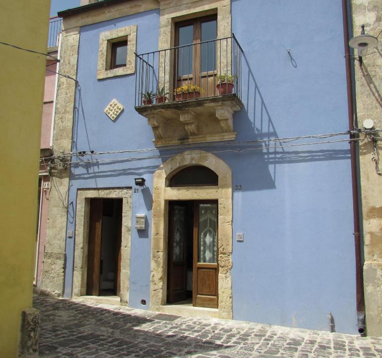 Palazzolo Acreide Historic Centre House | Dimora La Rosa Barocca