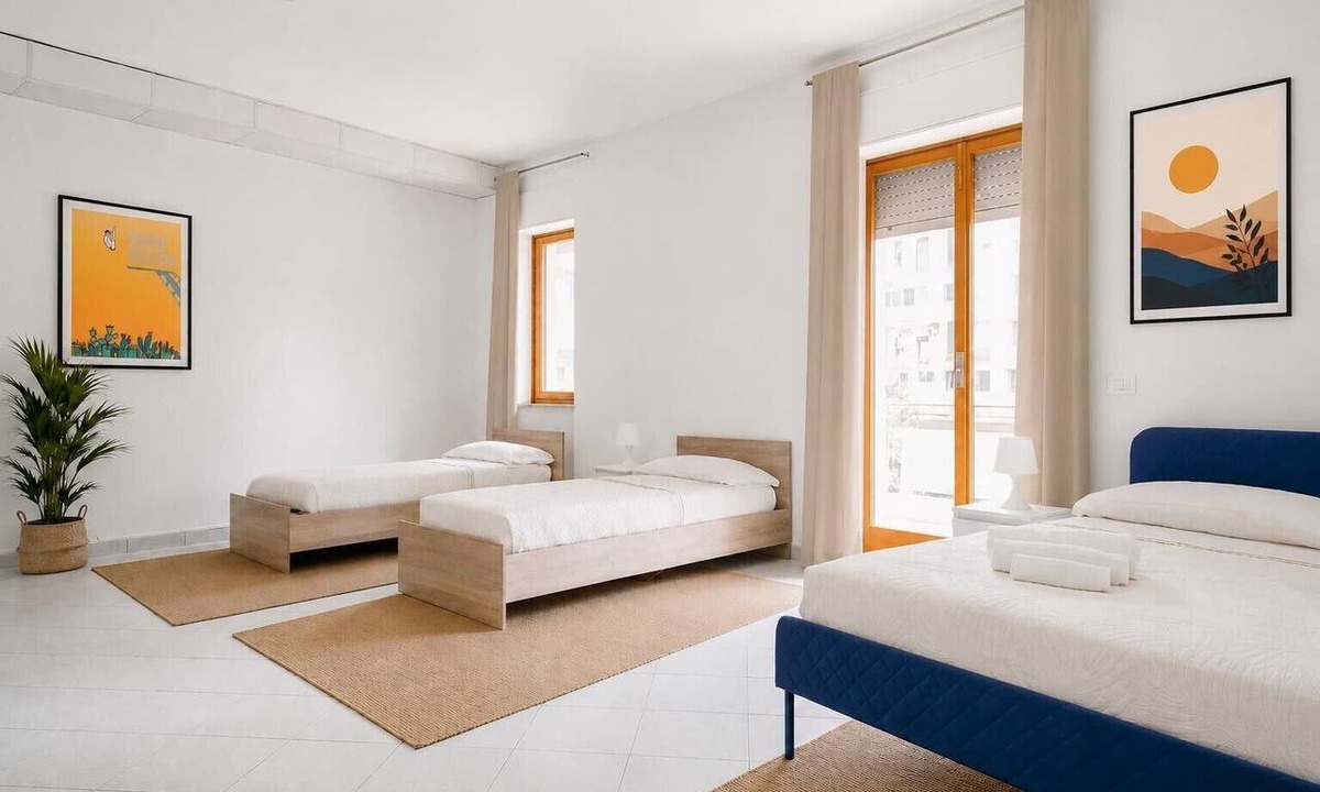 Tiche Apartment | Dione Room 12 with Wi-Fi