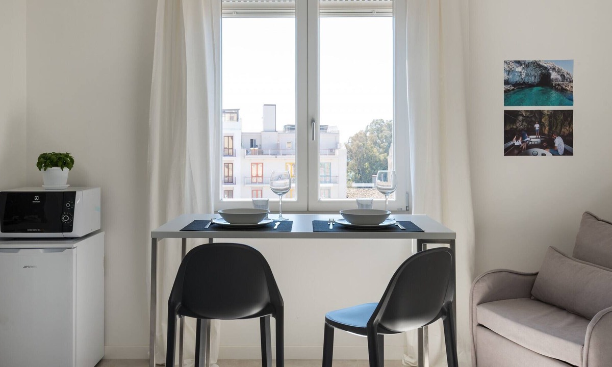 Syracuse Apartment | Dioniso Smart Suite by Wonderful Italy