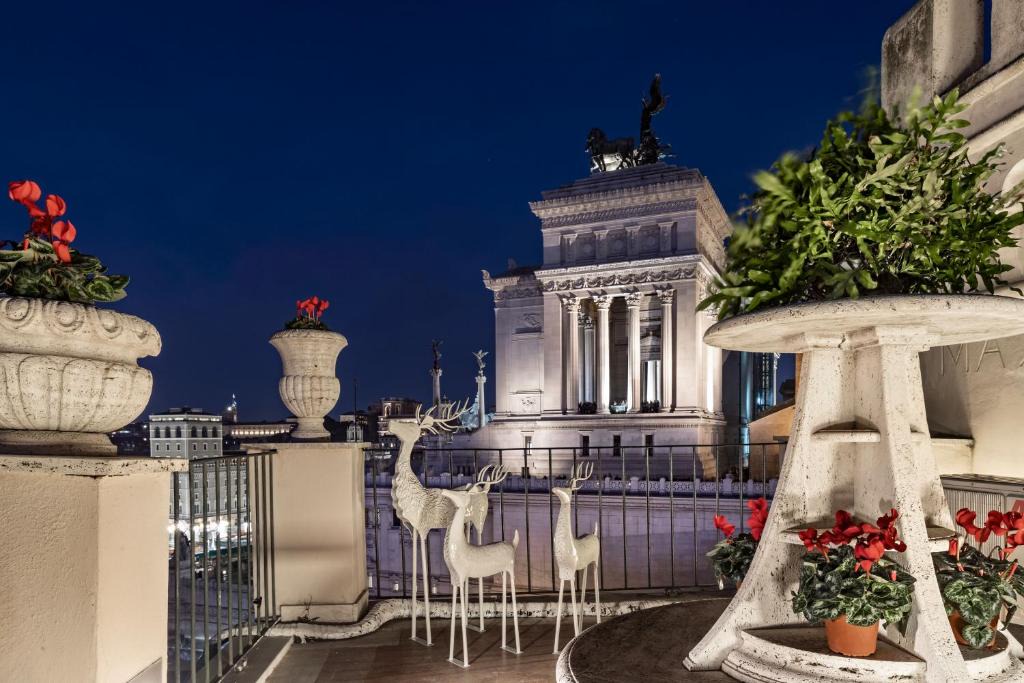 Rome City Centre Apartment | Domus 3 Badroom Piazza Venezia