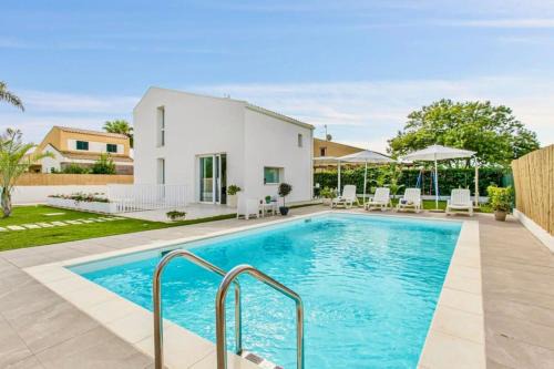Marina di Ragusa Villa | Domus Maulli - Villa sul mare