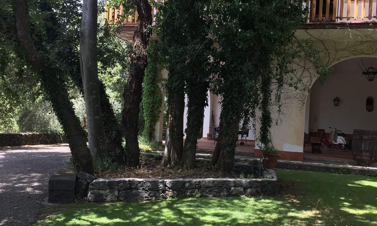 Ragalna Hotel | Domus Verdiana