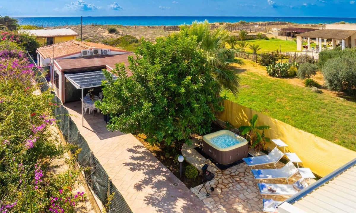 Scicli Villa | Dune Giardino - Three Bedroom Villa, Sleeps 6