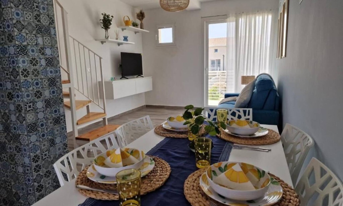 Pachino Apartment | Duplex Penthouse-Case del Sole Marzamemi Borgo 84 sleeps 6, perfect for families
