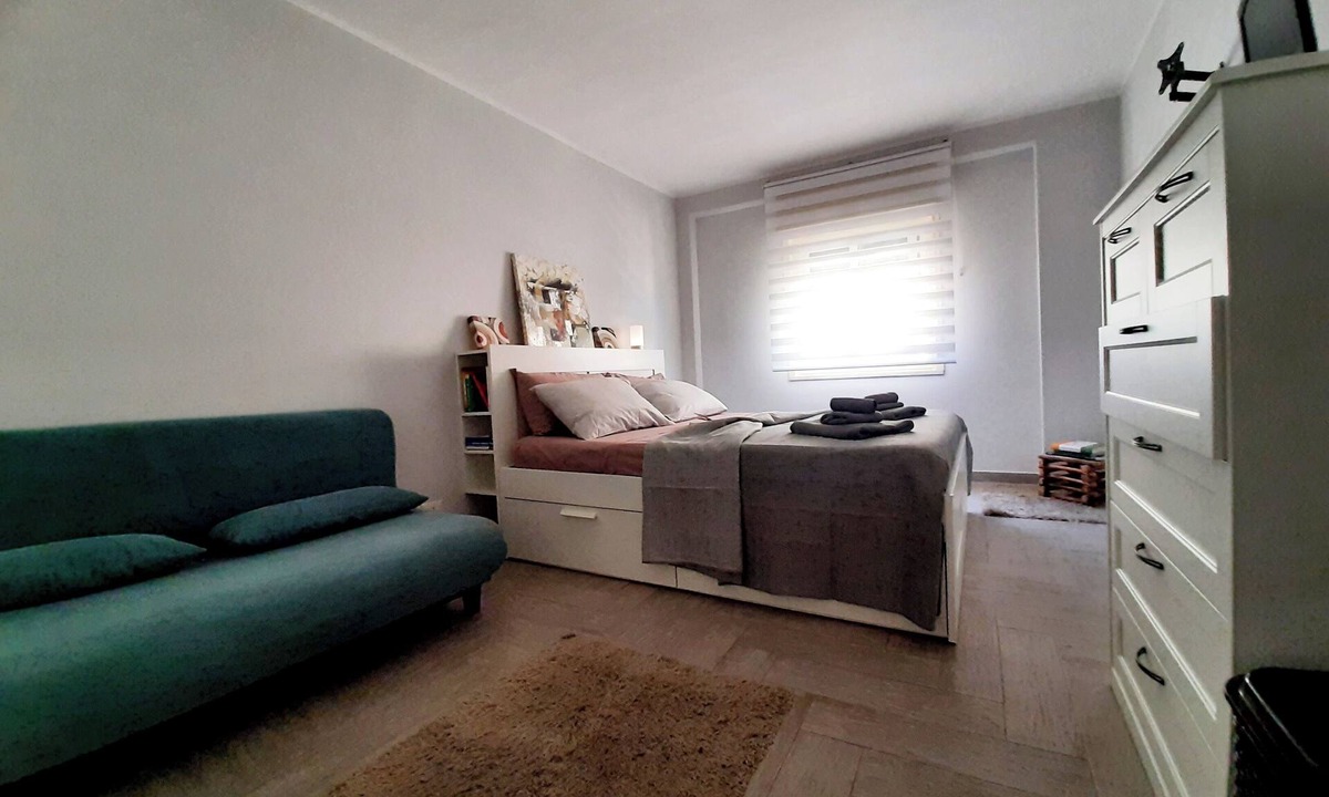 Messina Apartment | Enchanting Penthouse: Free WiFi, Double Terrace