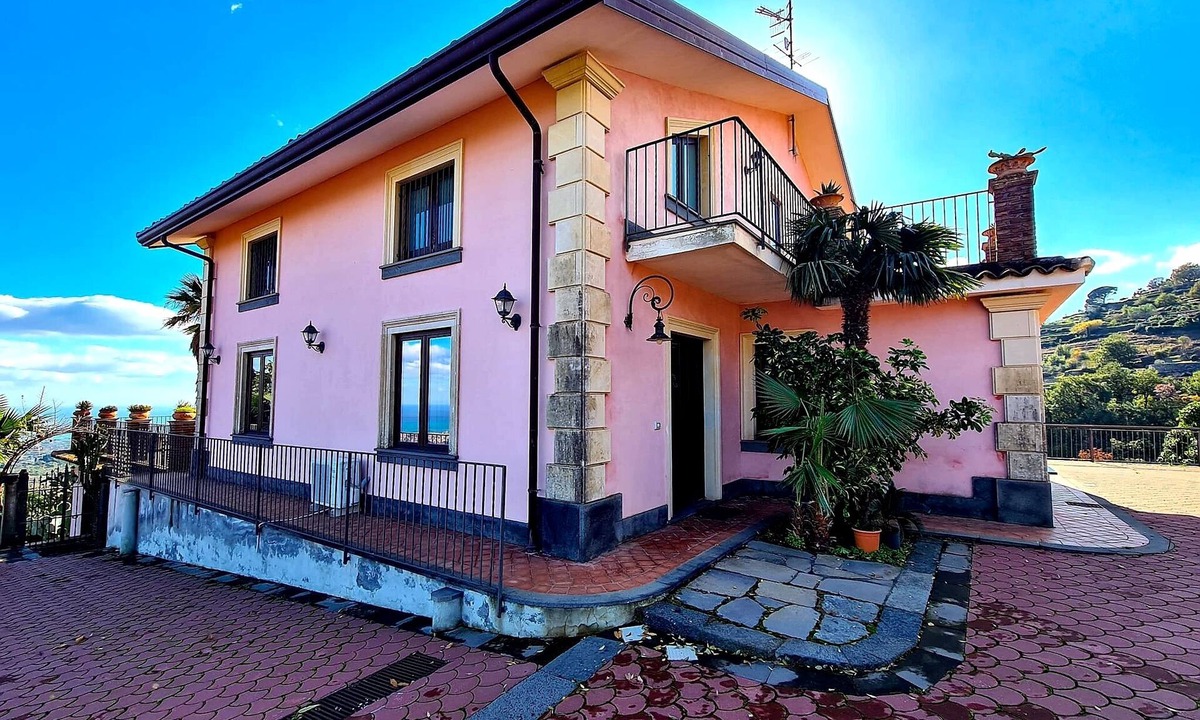 Giarre Villa | Etna panoramic villa with swimming pool