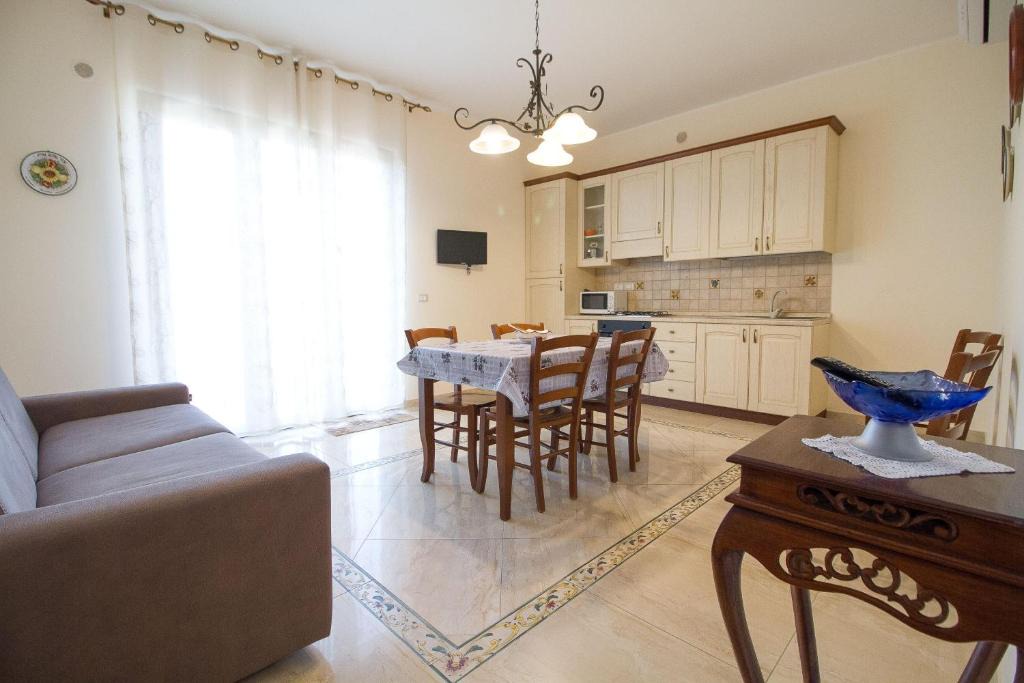 Trecastagni Apartment | Etna-Royal-View-Appartamento-Trilocale