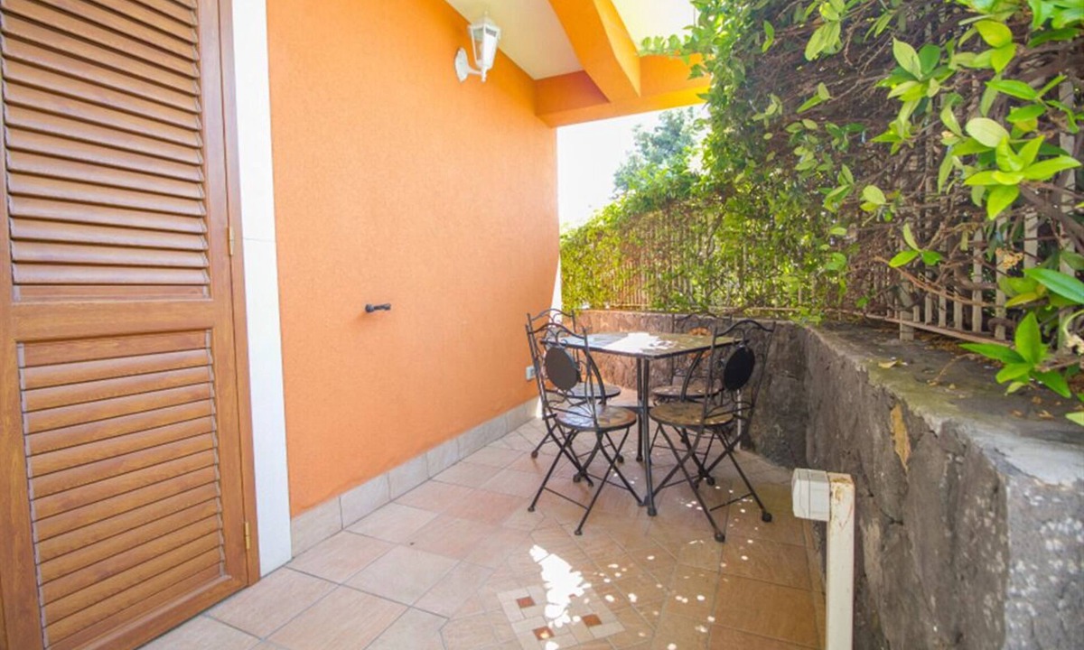 Monte Po-Nesima-San Leone-Rapisardi Apartment | Etna Royal View - Camera Superior