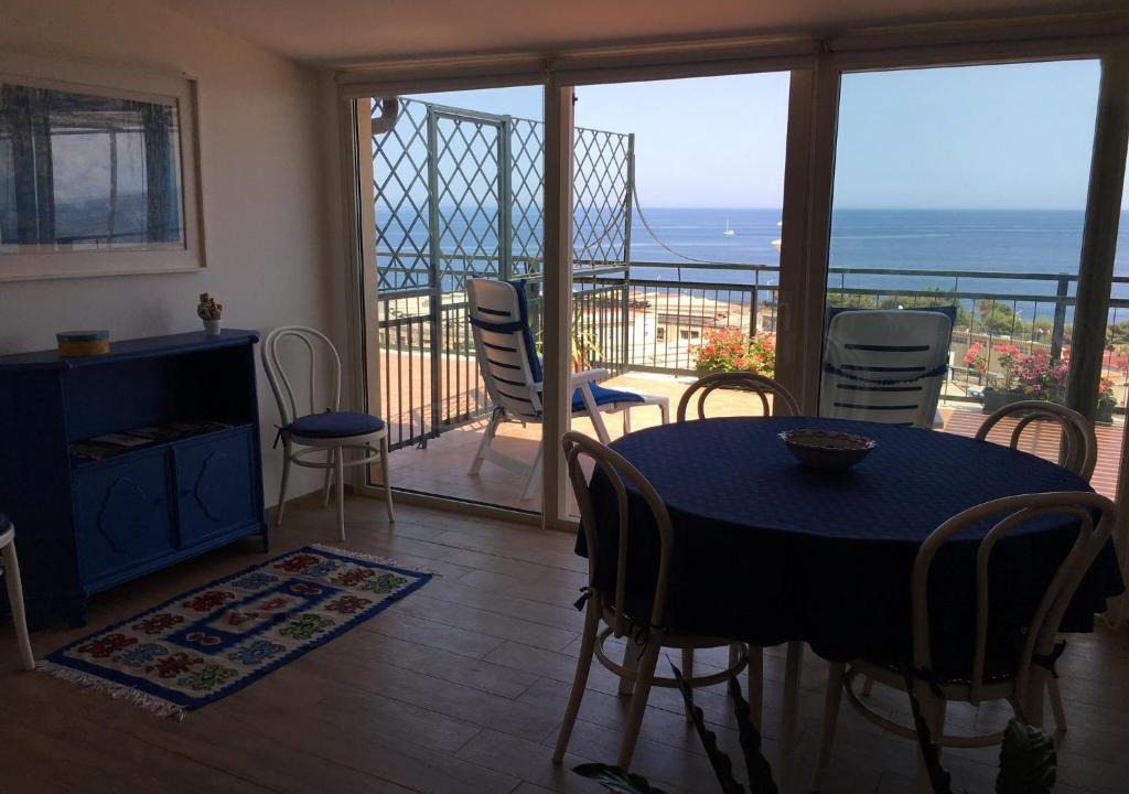 Picanello-Ognina-Barriera-Canalicchio Apartment | Europa Guest House