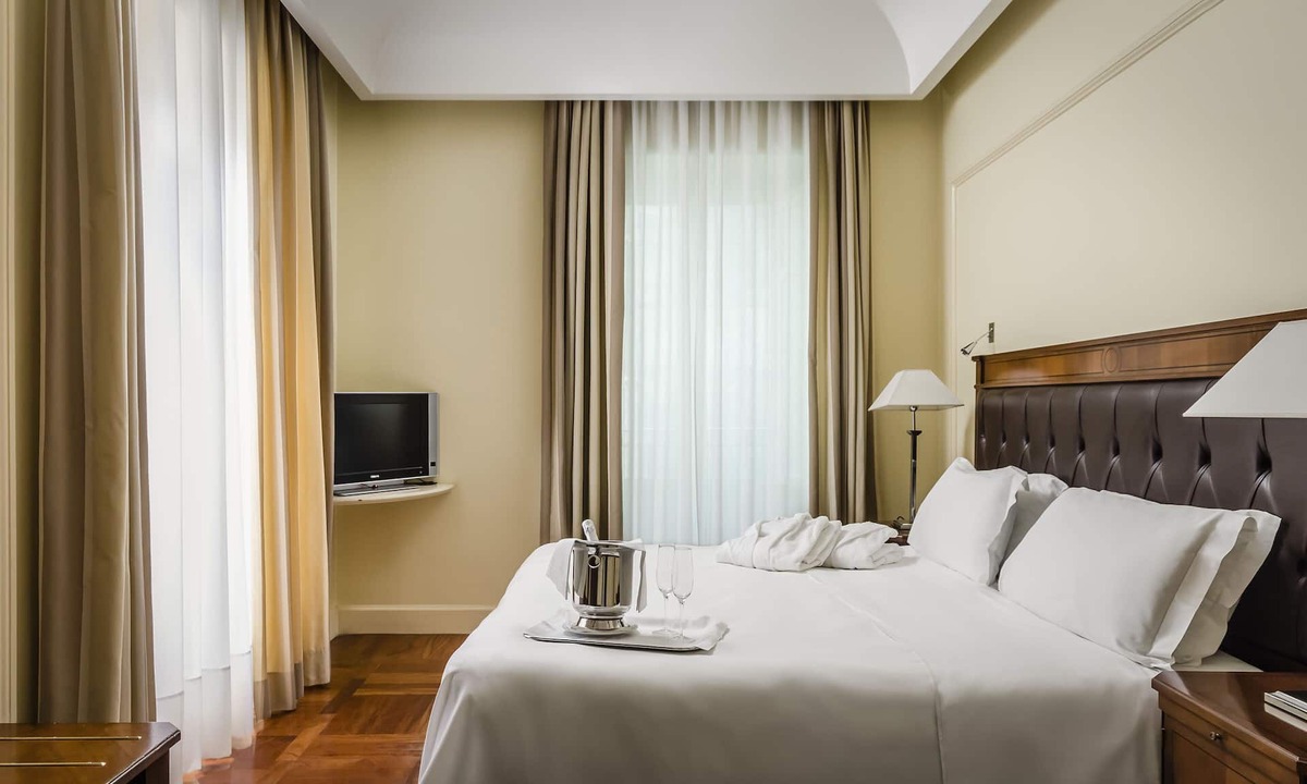 Centro Storico Hotel | Eurostars Centrale Palace
