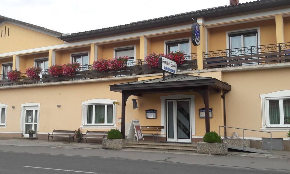 Deutsch Goritz House | Familienzimmer mit Balkon bis 5 Personen - Gasthof Bader