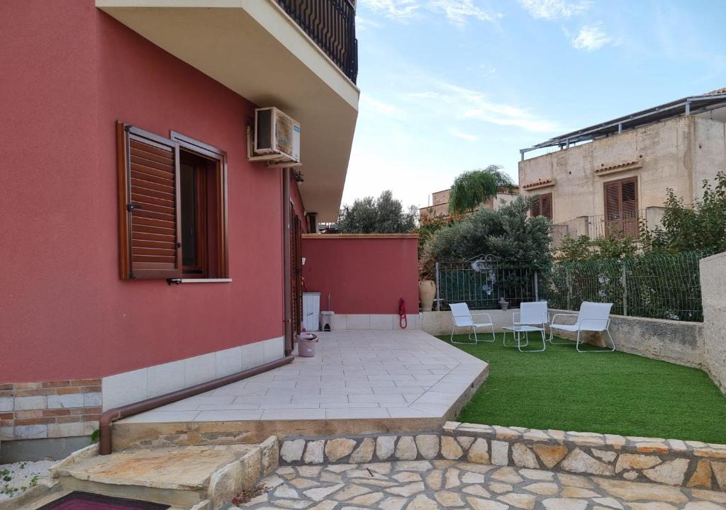 Sant'Andrea Bonagia House | FRAiMARI Nice Home