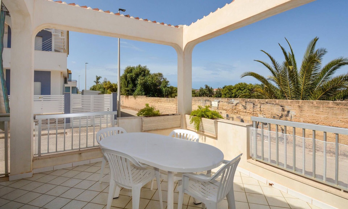 Casuzze House | Gorgeous home in Finaiti, Santa Croce C