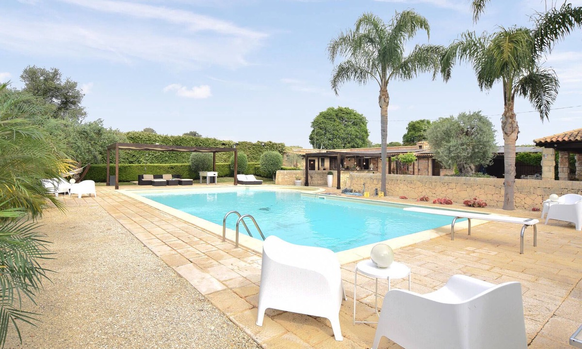 Syracuse House | Gorgeous home in Siracusa