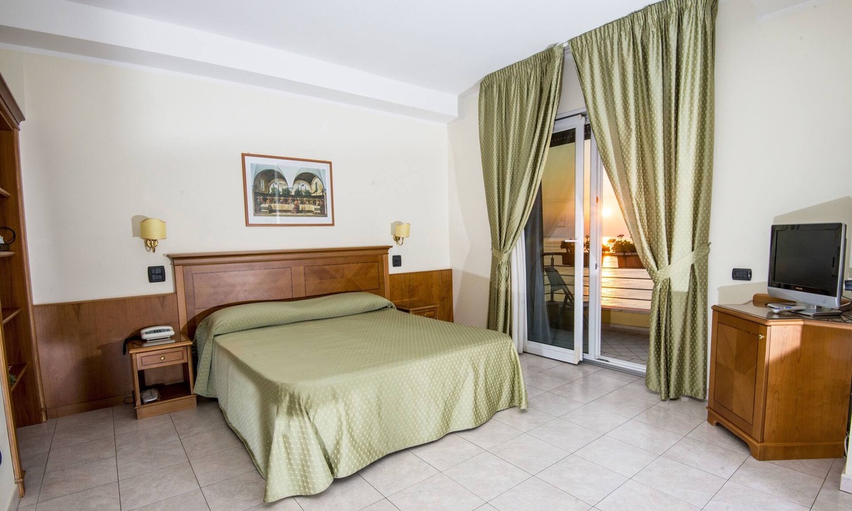 Bagnara Calabra Hotel | Grand Hotel Victoria