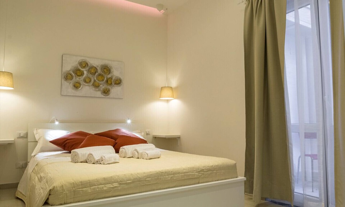 Villagonia House | Guest Home RoSe - Comfort room