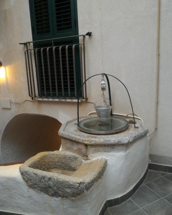 Old Town House | Guest House Botta