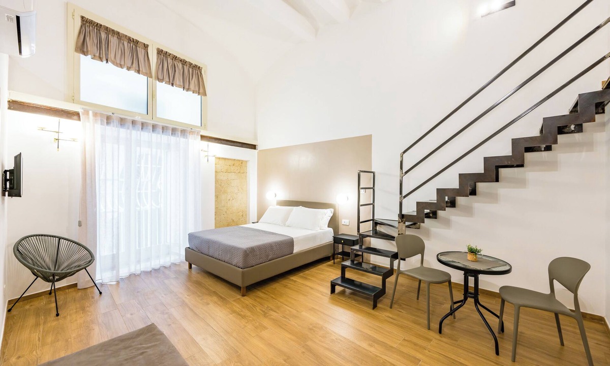Rione Sanita Apartment | Guest Rooms Bellini - Sophia Loren - Studios