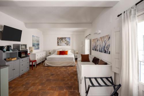 Acireale Apartment | Historic Acireale Studio - Parking, Etna, Sea