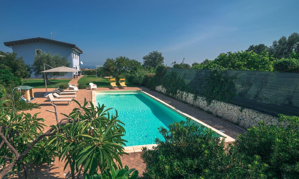 Santa Tecla House | Holiday apartment Acireale for 1 - 6 persons with 3 bedrooms - Holiday house