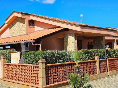 Solfarelli House | Holiday Home Ferienvilla mit Wasserblick by Interhome