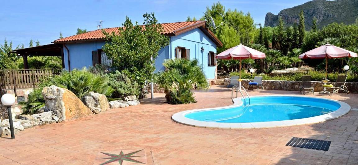 Case di Girolamo House | Holiday house Castellammare del Golfo for 1 - 4 persons with 2 bedrooms - Holiday home