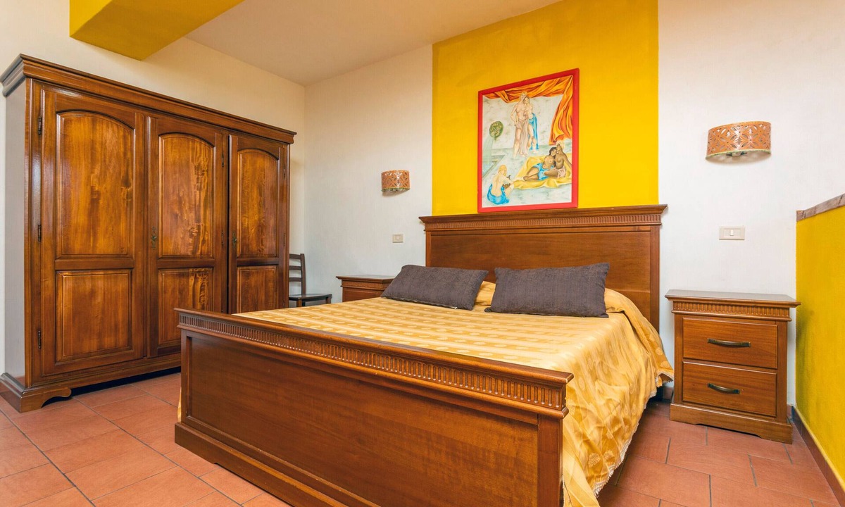 Piedimonte Etneo Apartment | Holiday Home 'Gelso' with Sea View, Wi-Fi and Air Conditioning