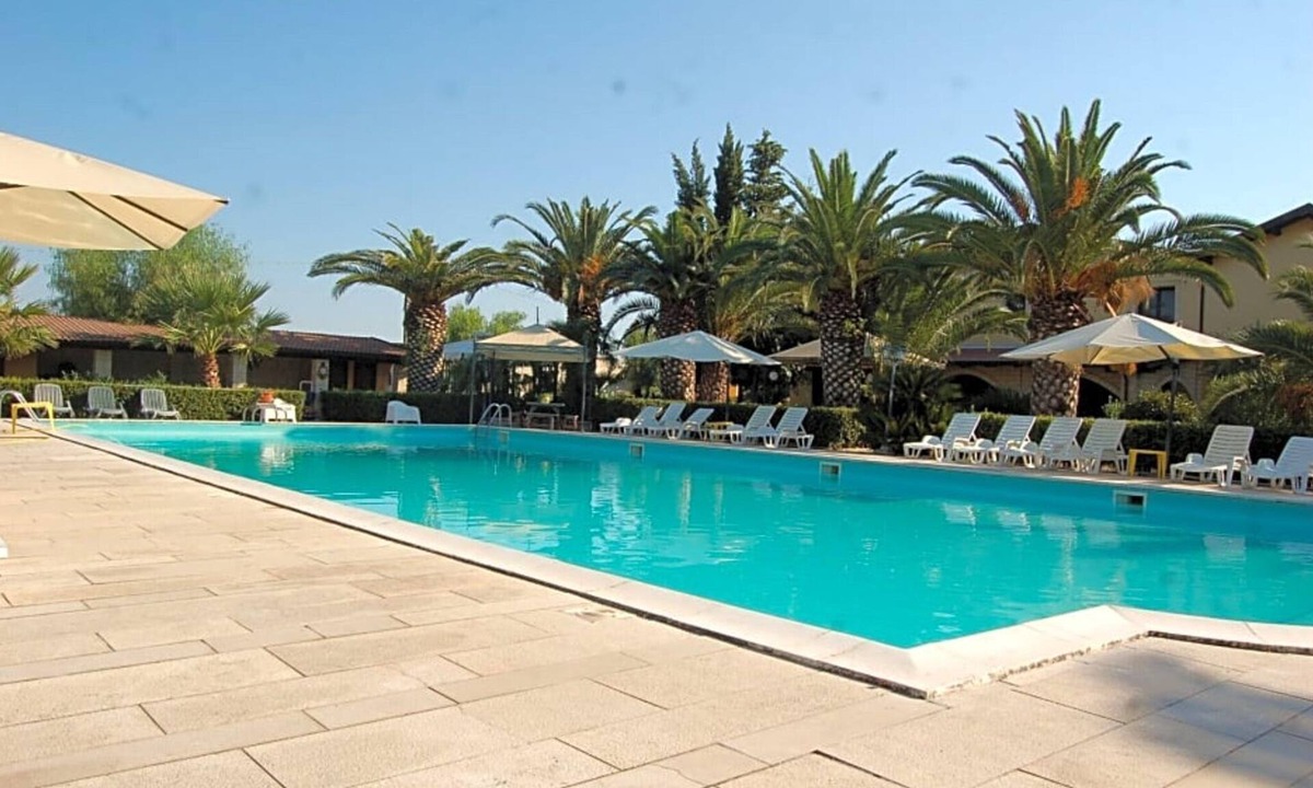 Santa Maria House | Holiday Home in Trinitapoli near Adriatic Sea