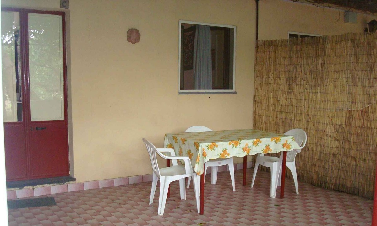 Sant'Anna House | Holiday home with terrace surrounded by a lemon grove