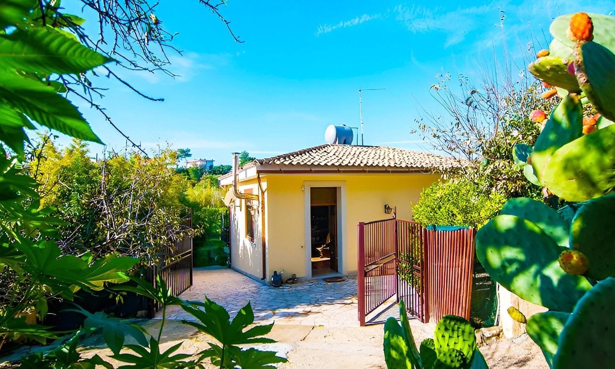 Noto House | Holiday house Noto for 1 - 6 persons with 2 bedrooms - Holiday home