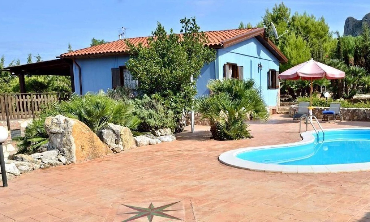Case di Girolamo House | Holiday house Castellammare del Golfo for 1 - 4 persons with 2 bedrooms - Holiday house
