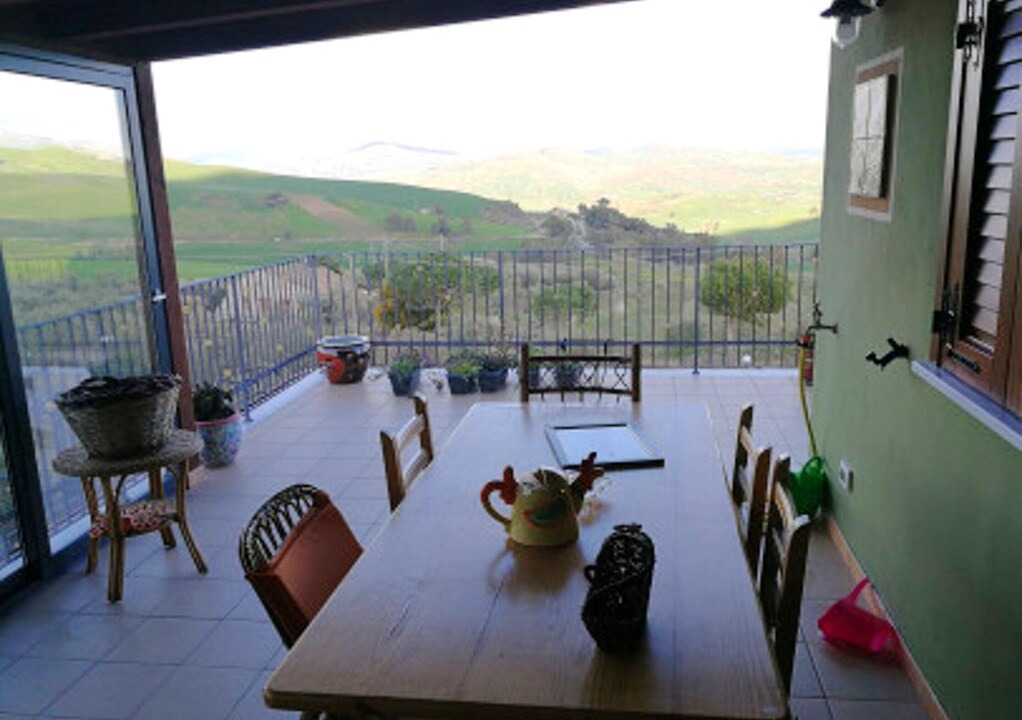 Lercara Friddi Apartment | Homerez last minute deal - Nice studio with terrace
