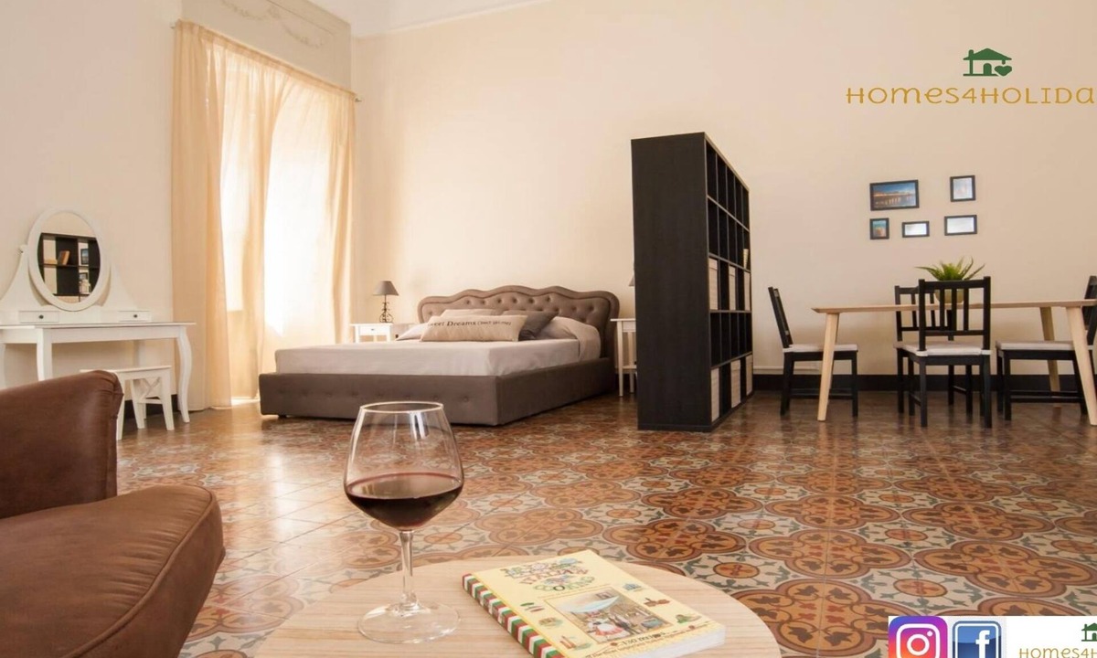 Catania City Centre Apartment | HOMES4HOLIDAYS-TEATRO MASSIMO