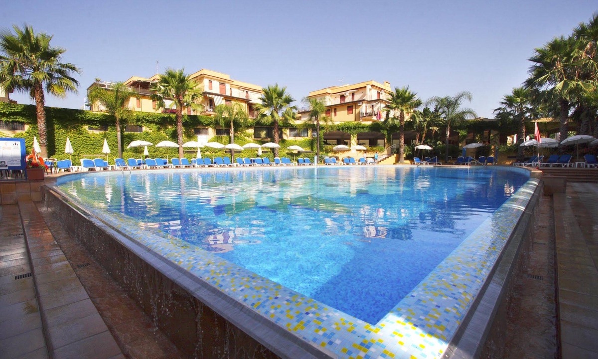 Chianchitta-Pallio Hotel | Hotel Caesar Palace
