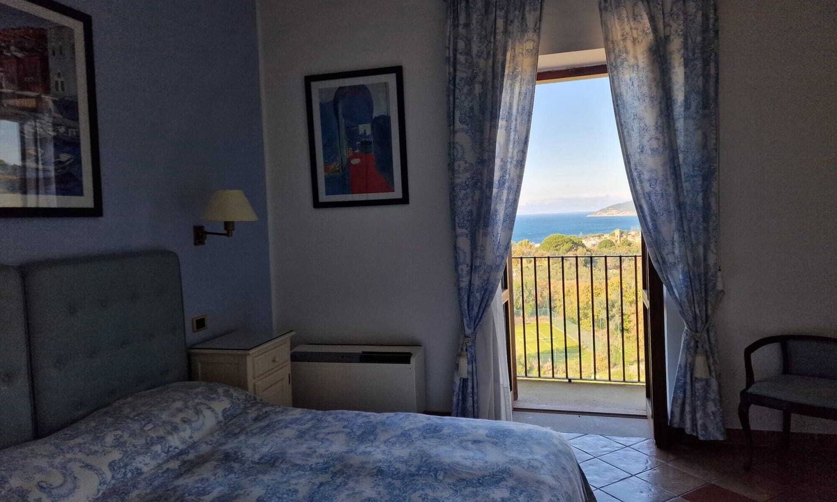 Castellabate Hotel | Hotel Hermitage