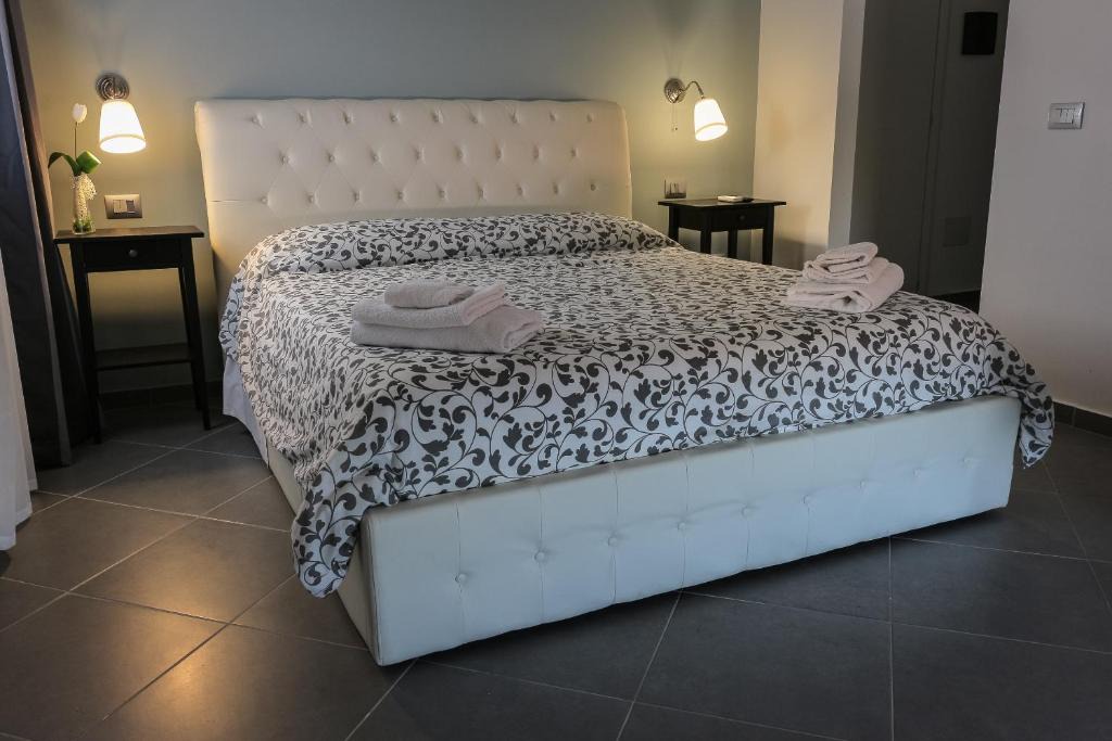 Brucoli Hotel | Hotel La Cavalera