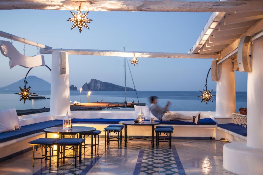 Panarea Hotel | Hotel Lisca Bianca