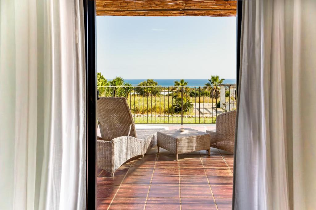 Portopalo di Capo Passero Hotel | Hotel Resort La Rosa Dei Venti
