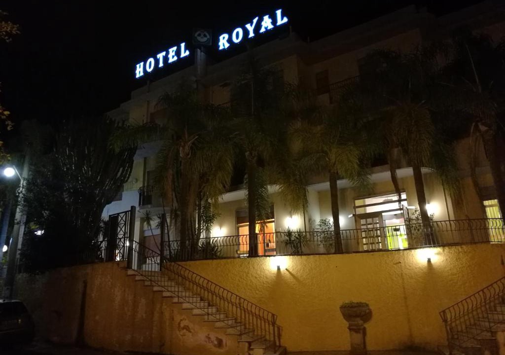 San Filippo del Mela Hotel | Hotel Royal Cattafi