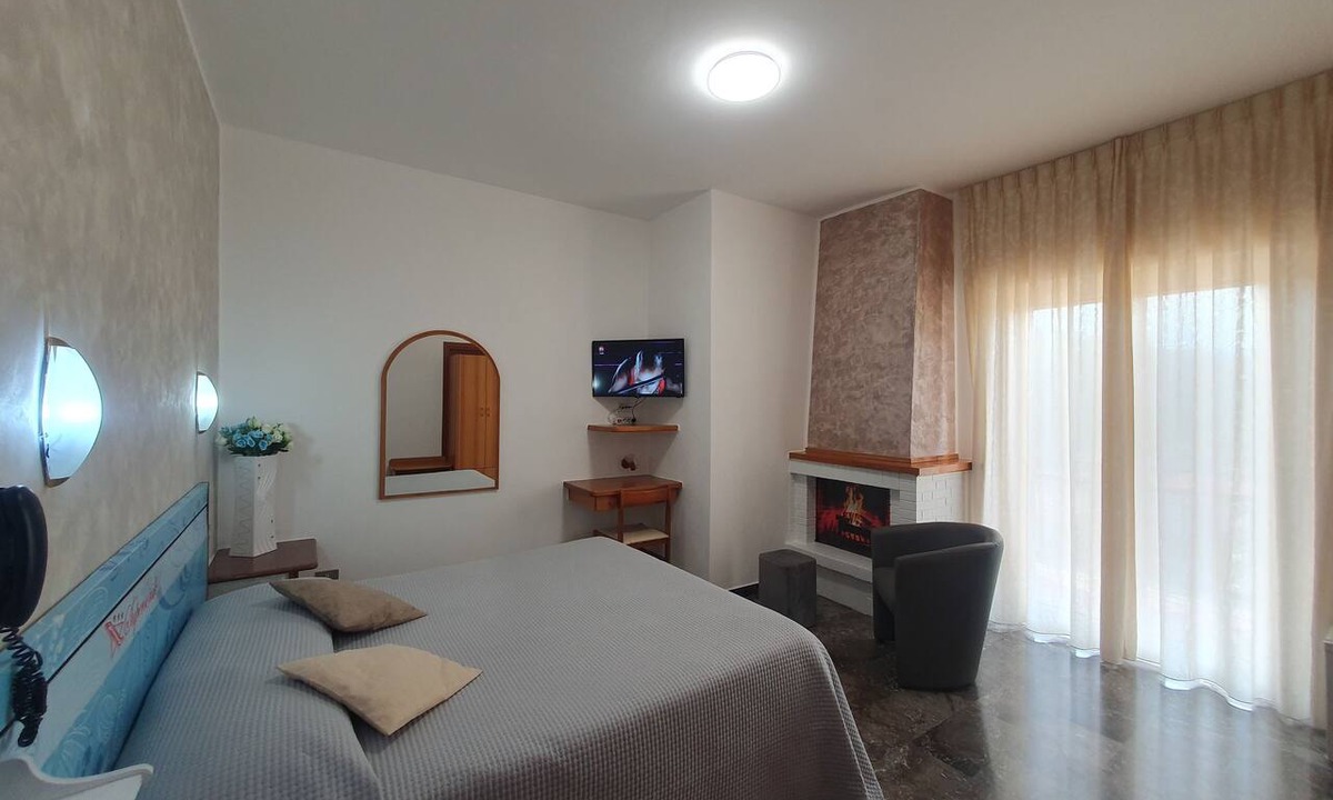 Acri Hotel | Hotel Supersonik