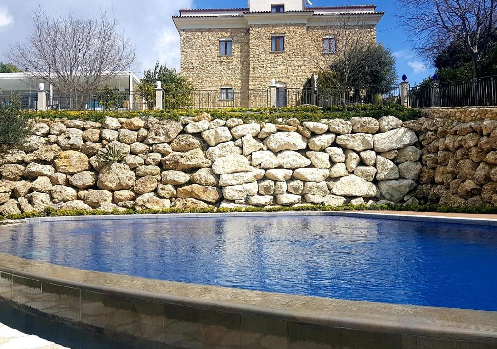 Caltanissetta Hotel | Hotel Villa Flora Relais