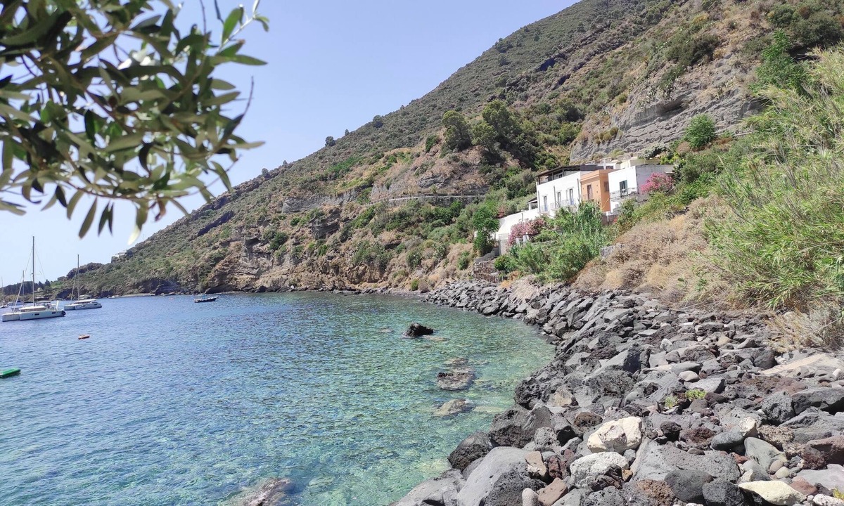 Santa Marina Salina House | House on the sea in the Aeolian Islands, with terrace and solarium