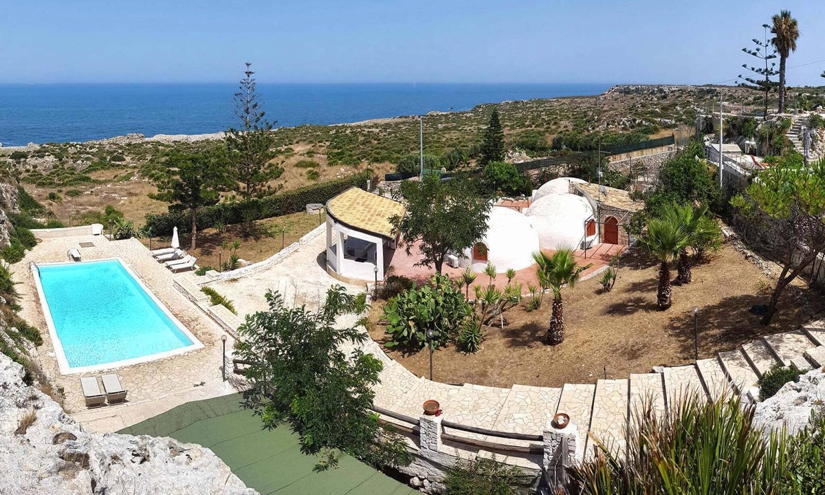 Syracuse House | Igloo Home Plemmirio with Sea Access & Pool